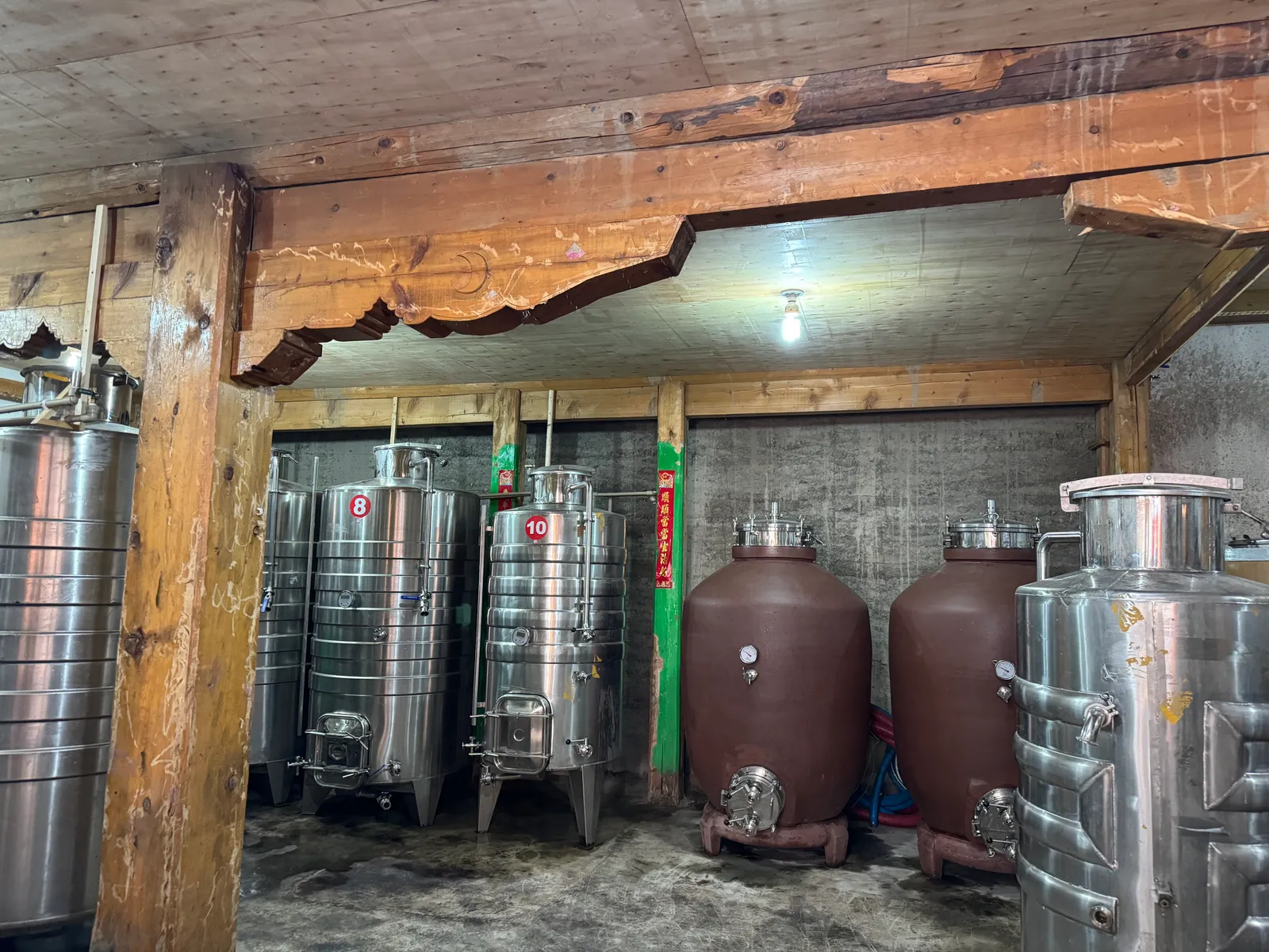 Wine amphora success case 10