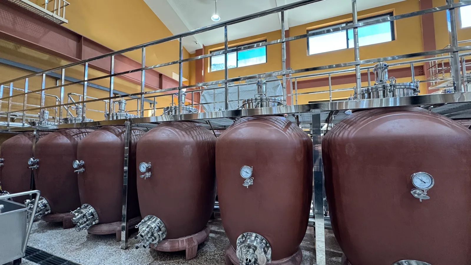 Wine amphora success case 4